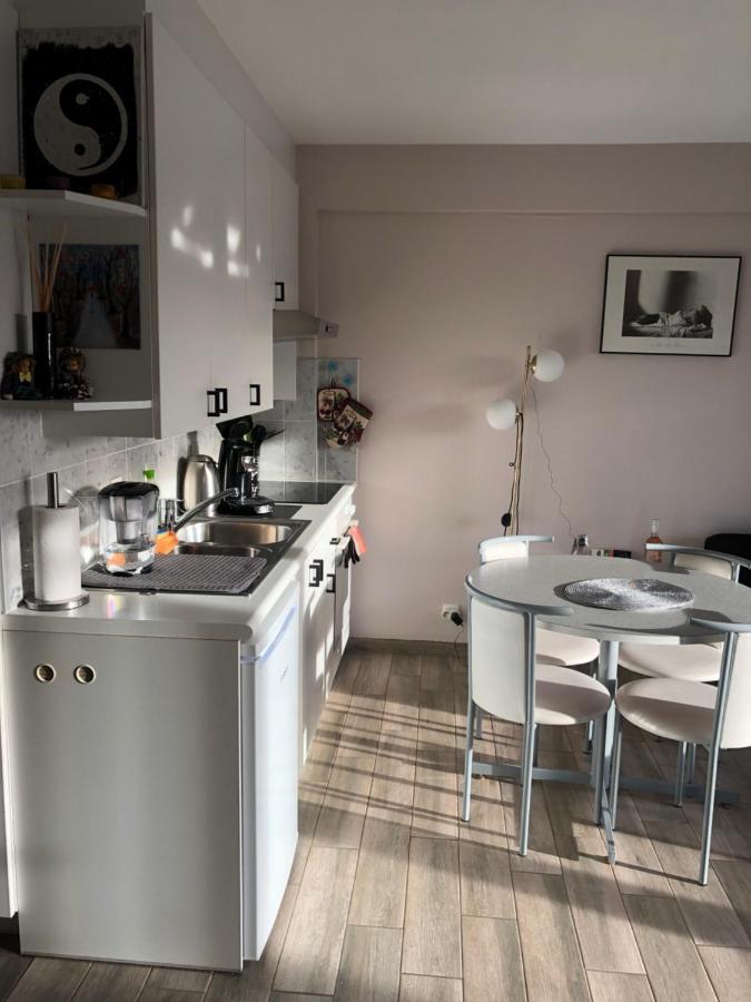 Shiny Nice Studio At Ostend Oostende Exterior foto